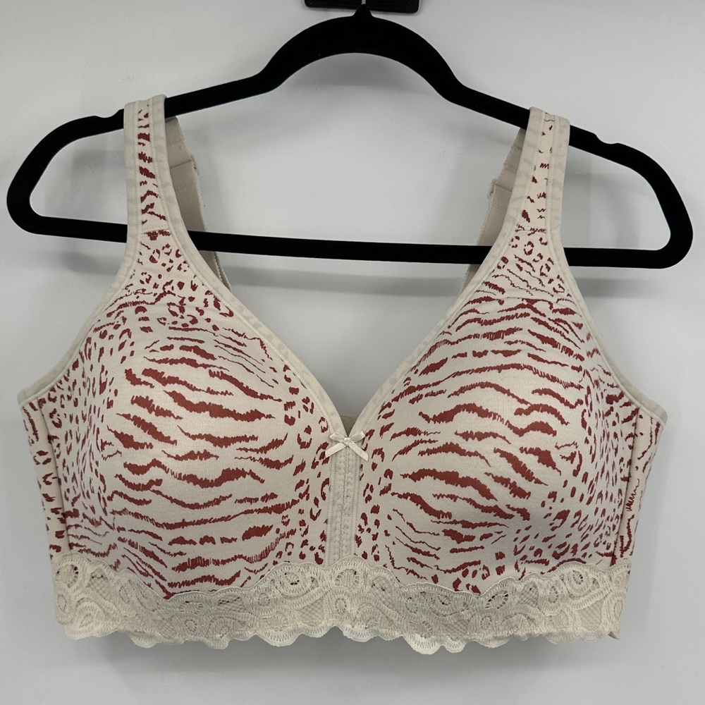 Cacique Cream Bra with Animal Print and Lace Trim Size 42DD D0038